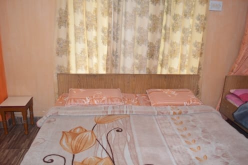 Hotel Evergreen, Mussoorie 2